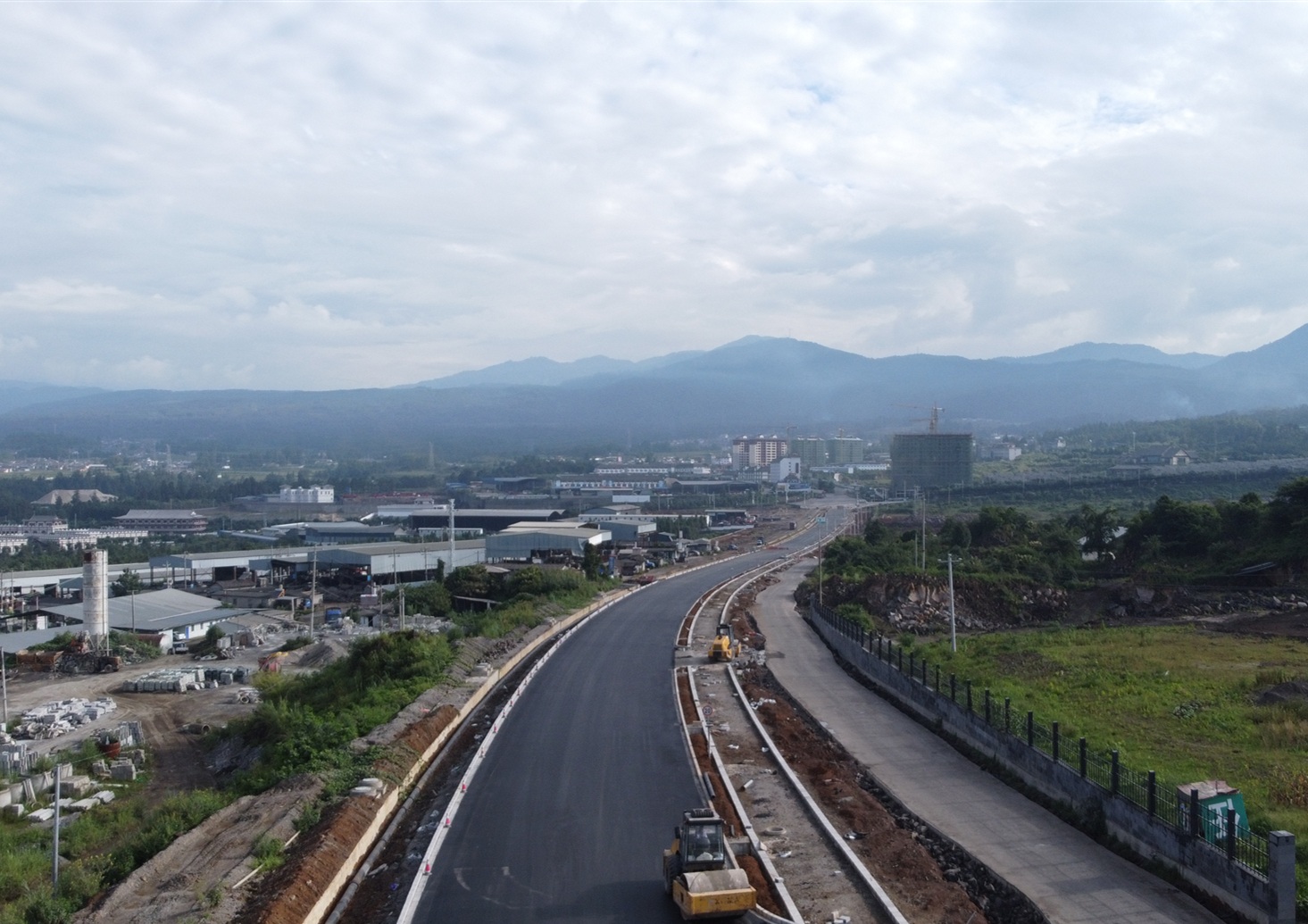 已完成路面现状_副本.jpg